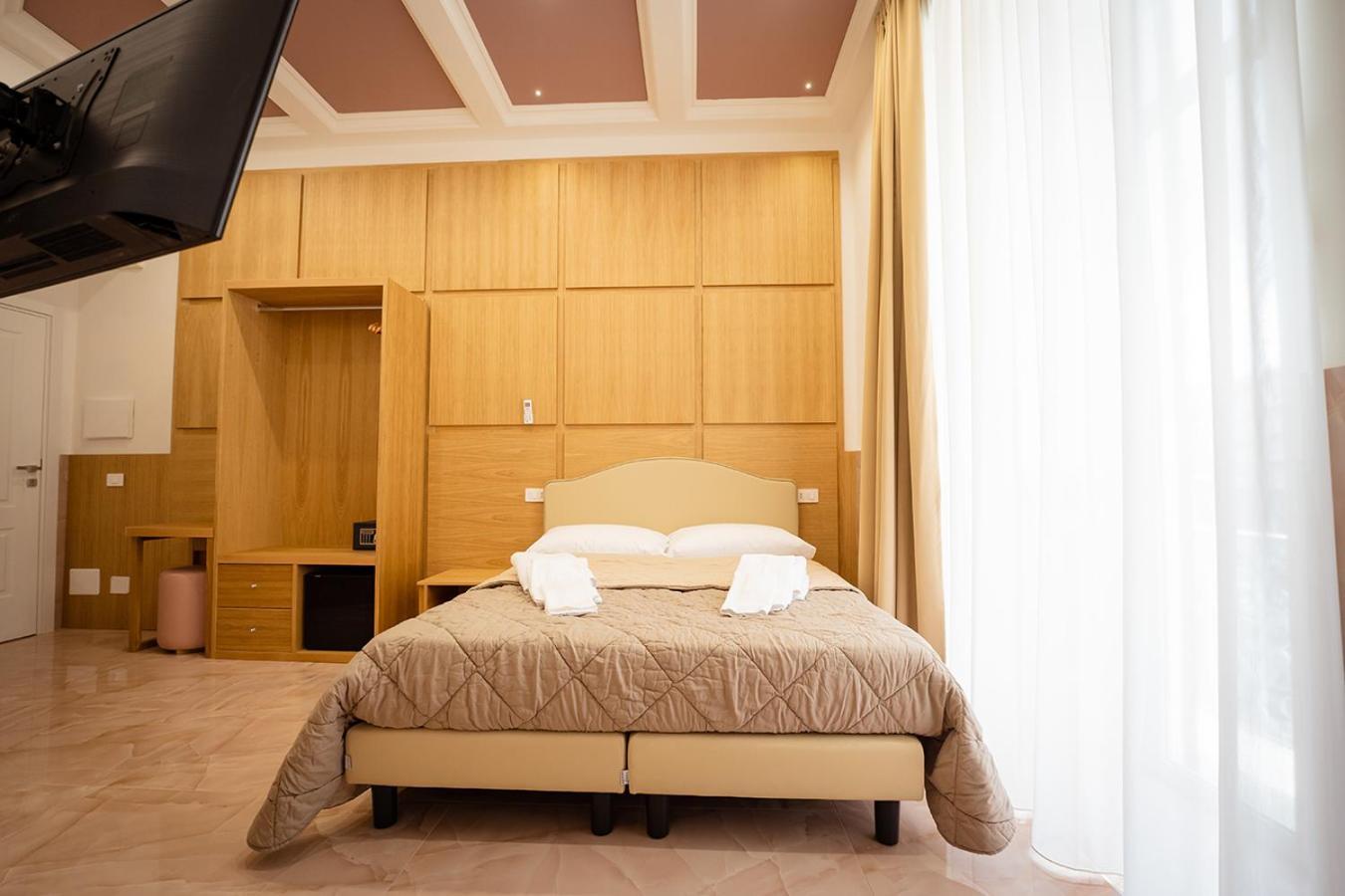 Hr Boutique Porto, Napoli Centro, By Clapa Group Ξενοδοχείο Εξωτερικό φωτογραφία